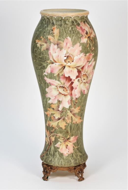 Monumental Wave Crest Kelva Monroe Botanical Vase (1 of 10)