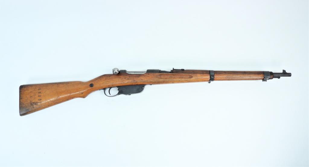 Mannlicher Model 1895 Short Rifle: Hungary, 8x56R, serial number 3600G, walnut stock, blued finish, marked "S" on the base of the barrel with 1938 Austrian rebuild markings,and marked on the receiver ring "BUDAPEST/M.95". Note: FFL/C &