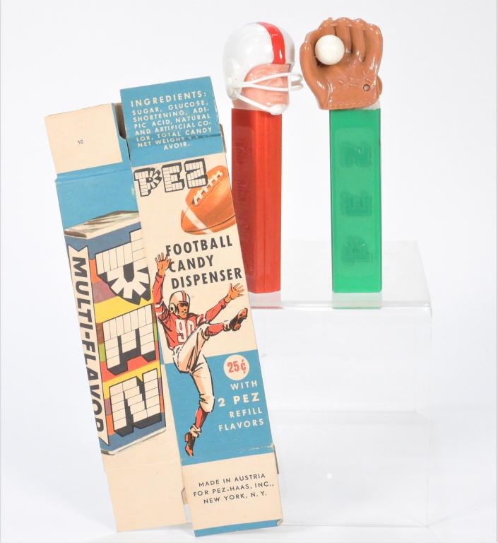 2PC 1964 PEZ Baseball Football 2.62 Dispenser (1 of 10)