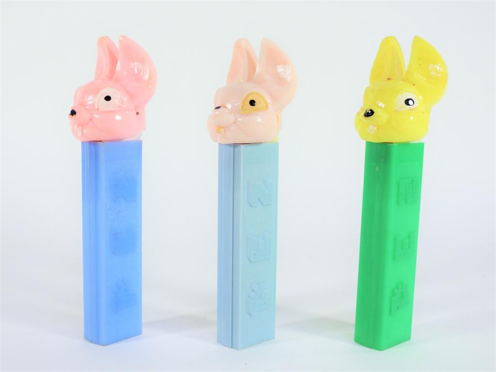 3PC 1963 PEZ Fat Ear Bunny 2.62 Variant Group (1 of 6)