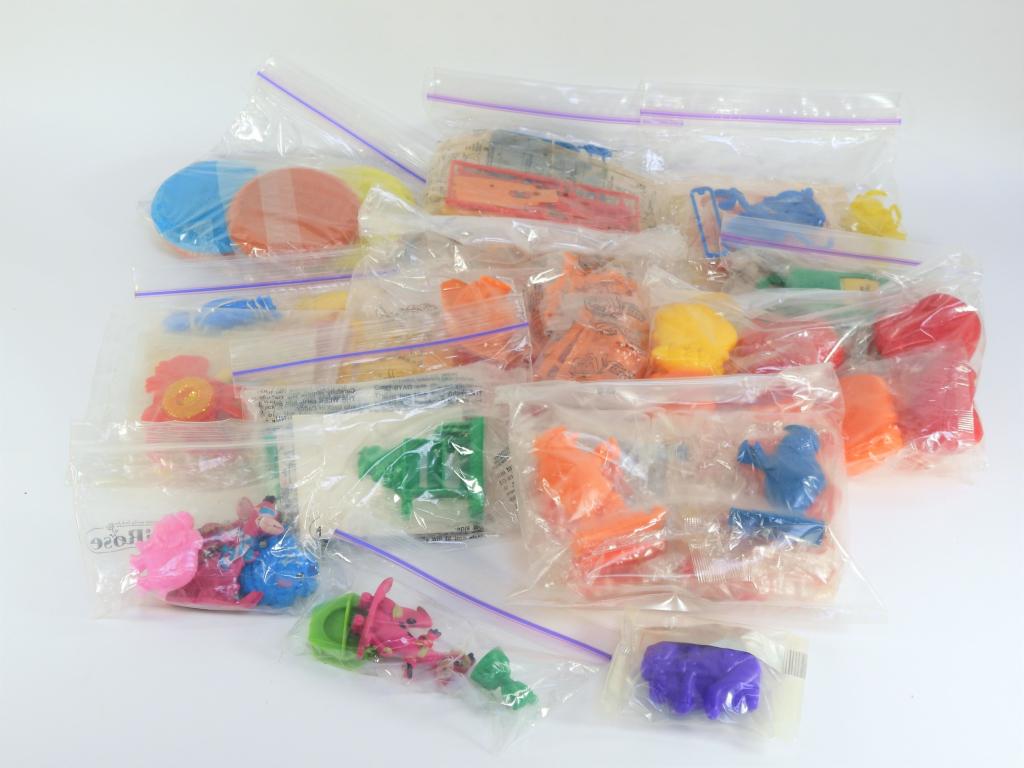 Andy's Flintstones Pebble Cereal Premium Archive (1 of 9)