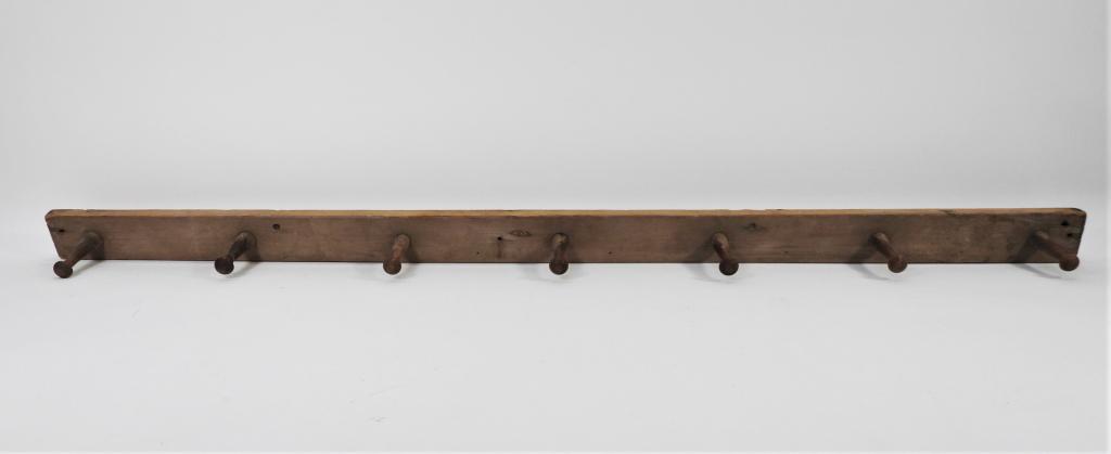 Shaker Hanging Coat Hat Peg Rail (1 of 9)