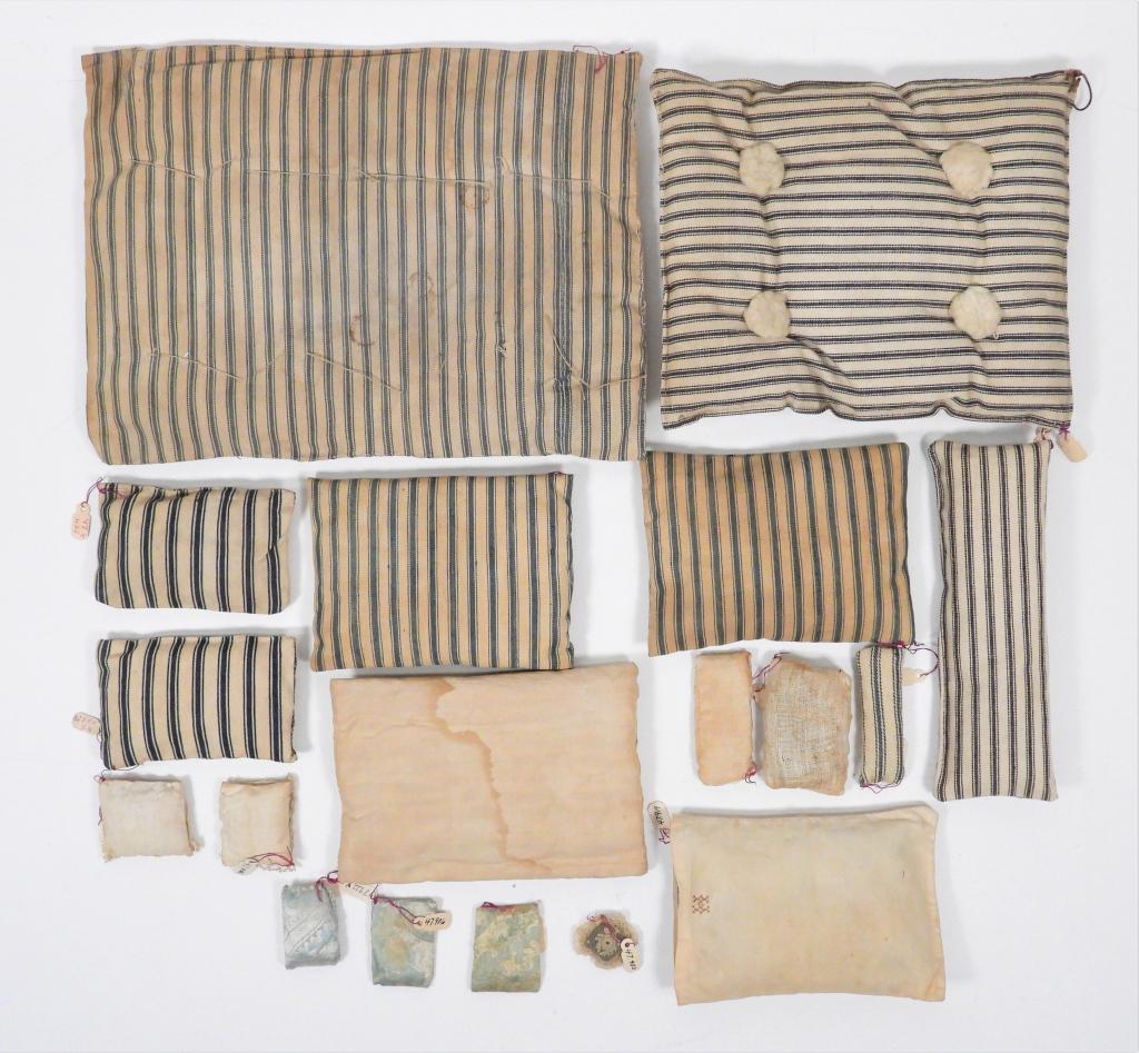 19C. Doll Pillows Bedding RISD Museum Collection (1 of 8)