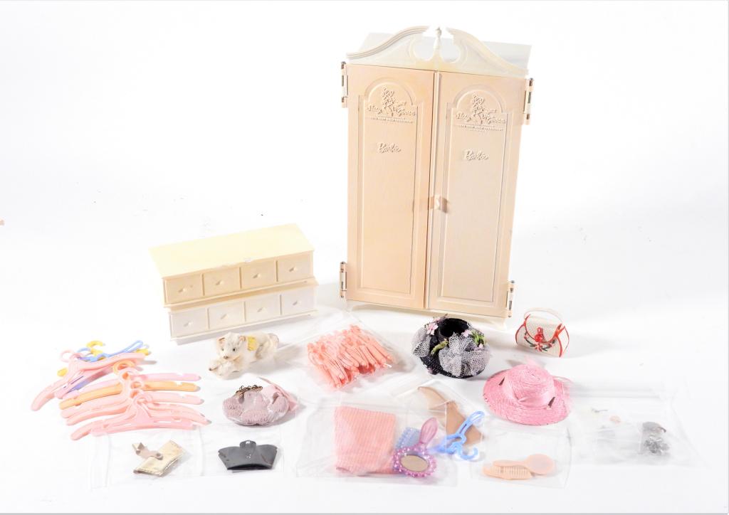 3PC 1961 Susy Goose Wardrobe Hope Chest w/ Access. (1 of 8)