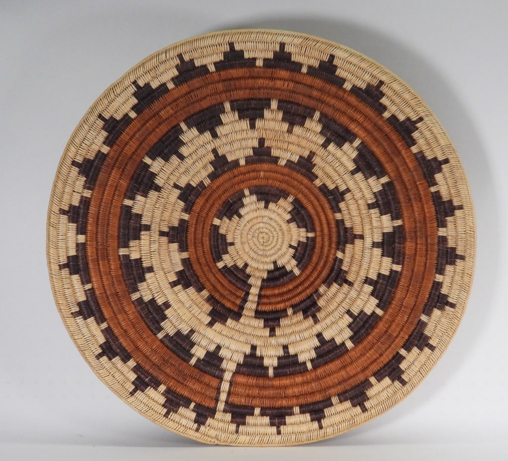 LG Sally Chief Geometric Wedding Basket (1 of 6)