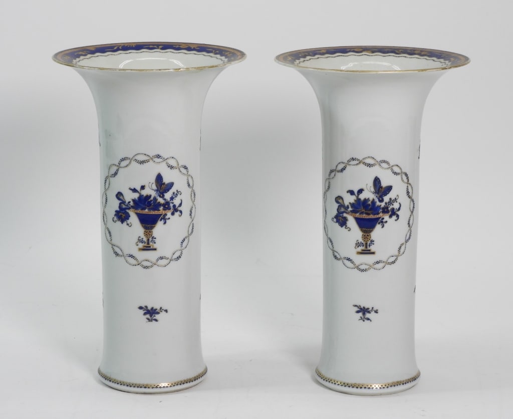 PR C.1820 Chinese Export Porcelain Vases (1 of 10)