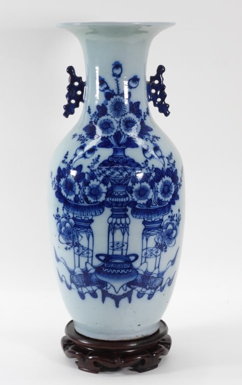 LG Chinese Blue & White Hu Form Botanical Vase (1 of 12)