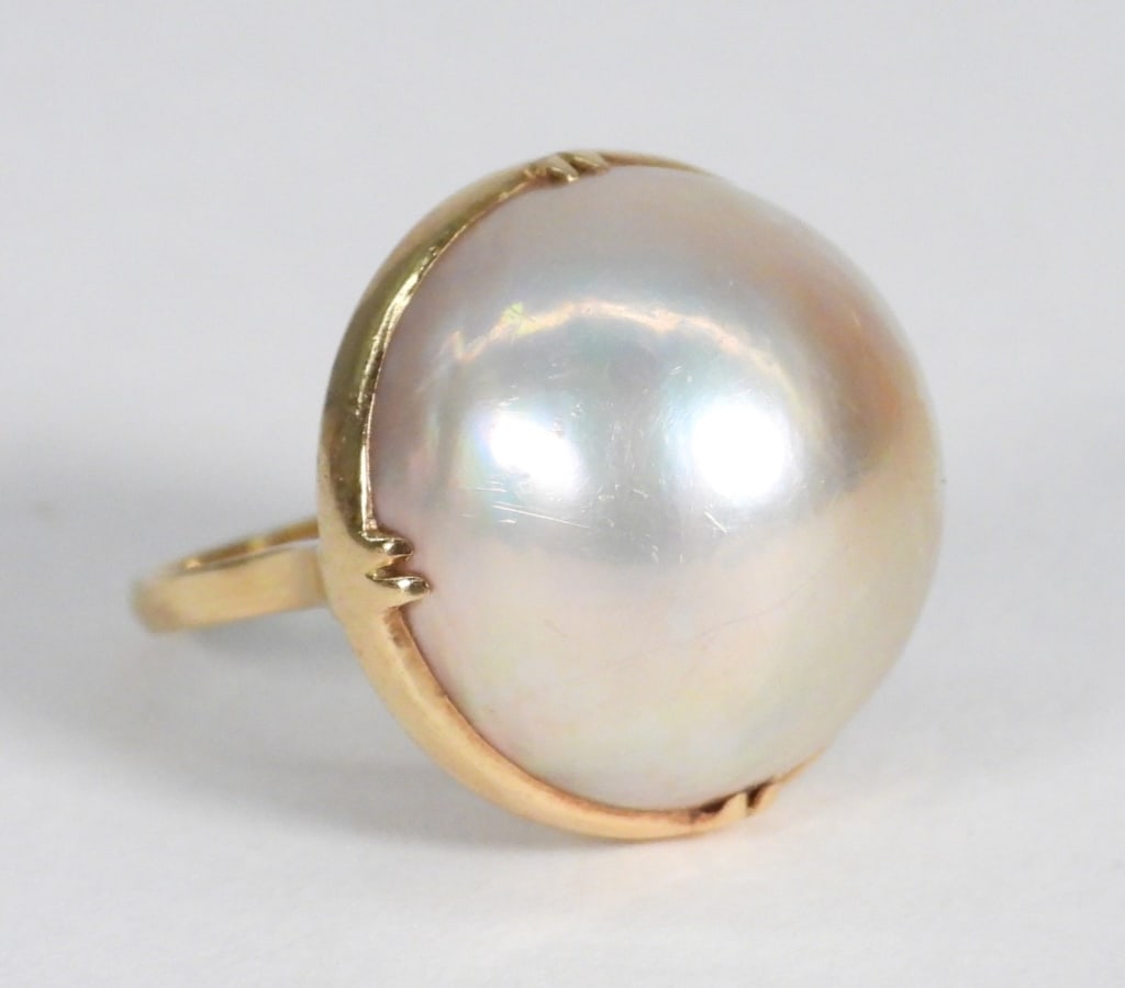 Estate 14K Gold & Mabe Pearl Ring (1 of 5)