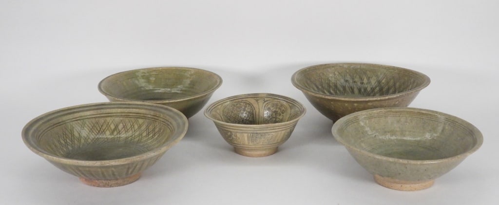 5PC Thai Sawankhalok Pottery Bowls (1 of 11)