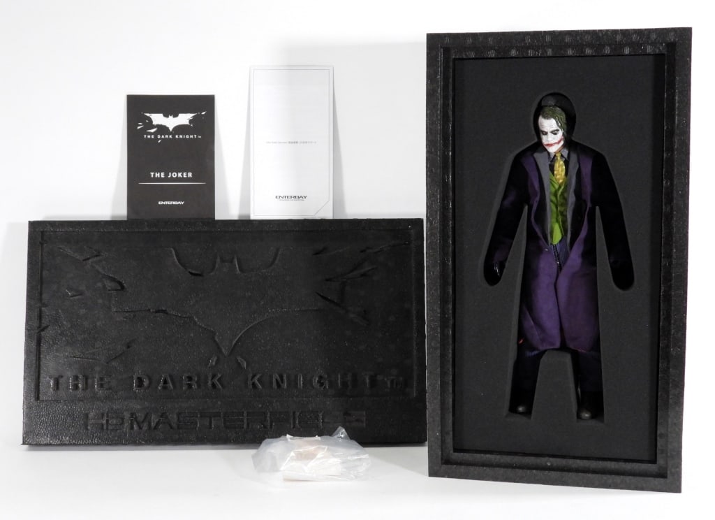 2012 Enterbay HD Masterpiece Joker 1/4 Scale (1 of 10)