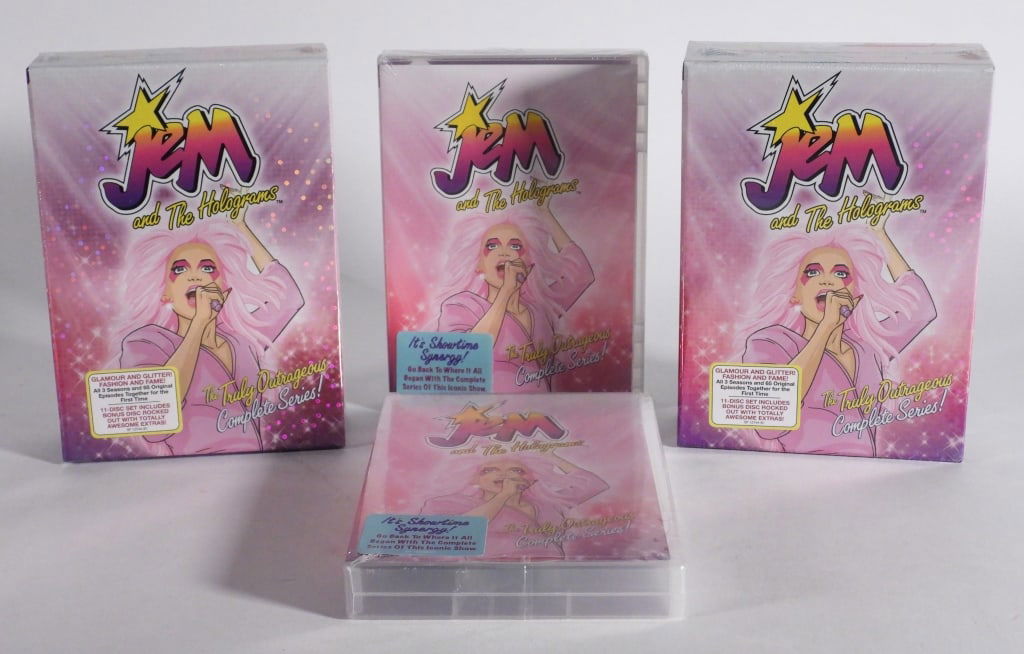 4PC 2015 Shout! Factory Jem and The Holograms DVD (1 of 10)