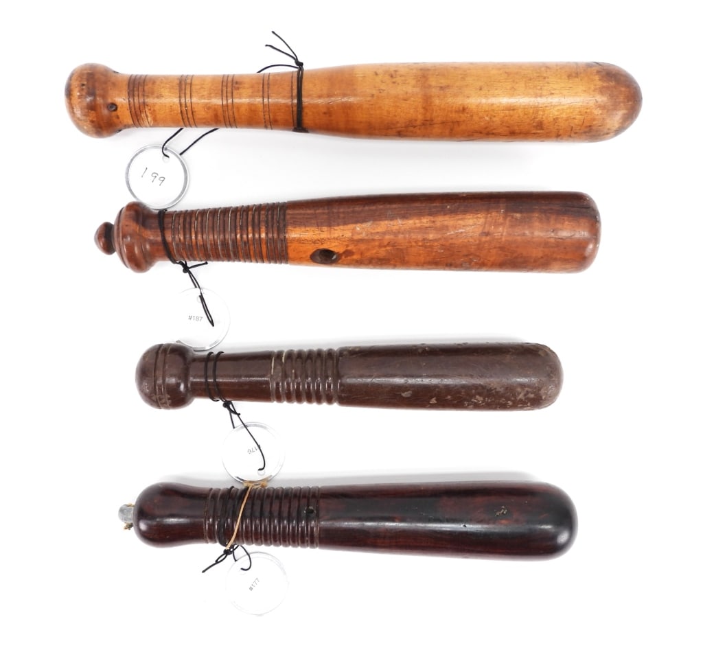 4PC Wood Police Billy Clubs (1 of 14)