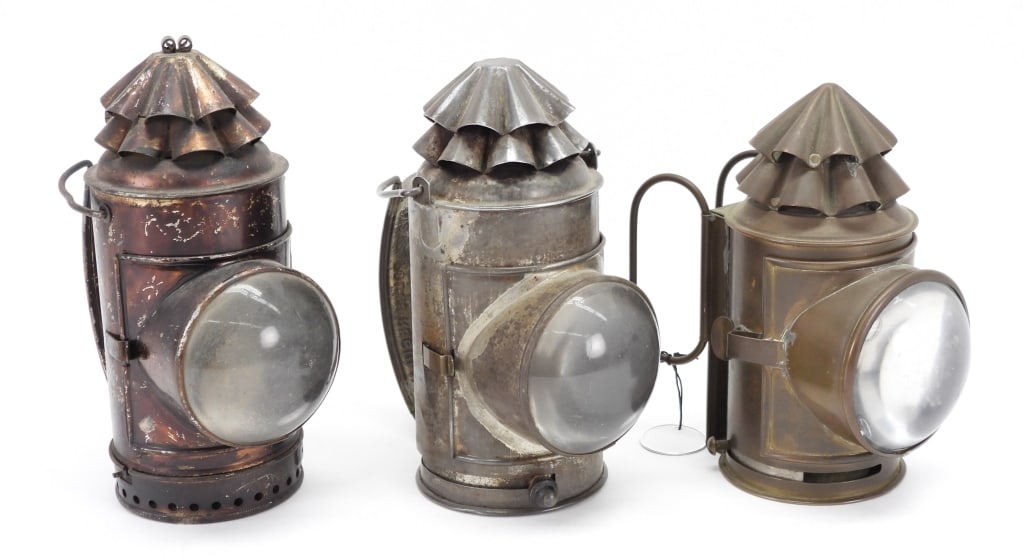 2PC Dietz Benner & Regular Steel Police Lanterns (1 of 9)