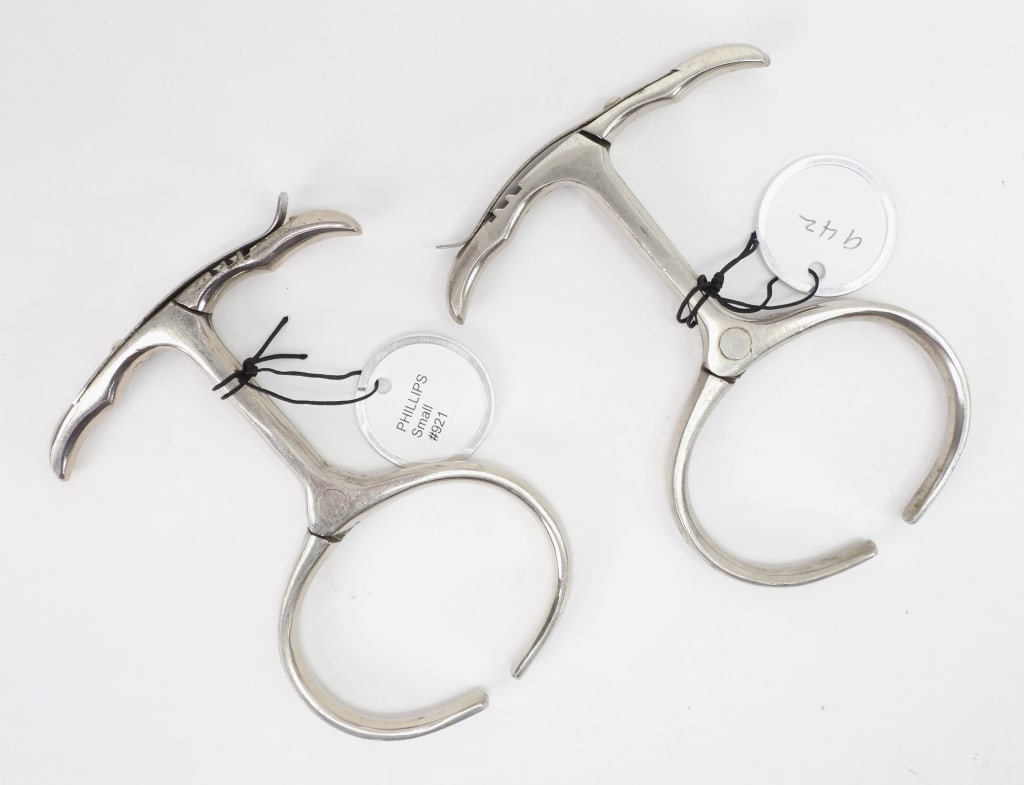 PR Phillips Small Steel Police Mechanical Nippers (1 of 8)