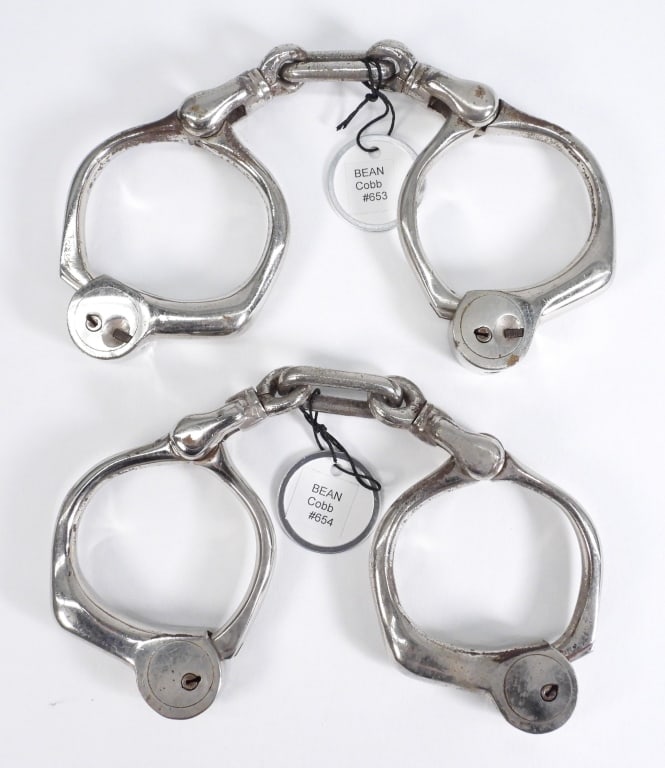 2 PR. Bean Model Cobb Police Officers Handcuffs (1 of 12)