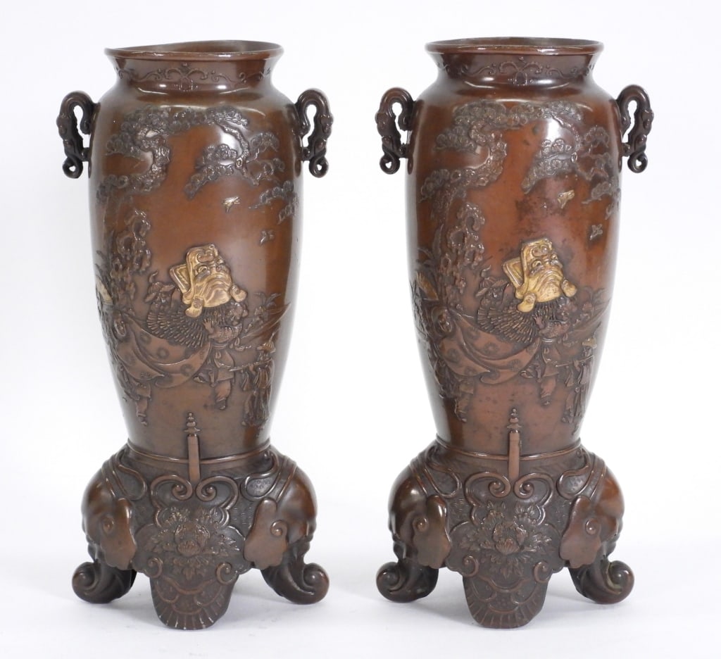 PR Japanese Patinated Bronze Foo Lion Vases (1 of 11)