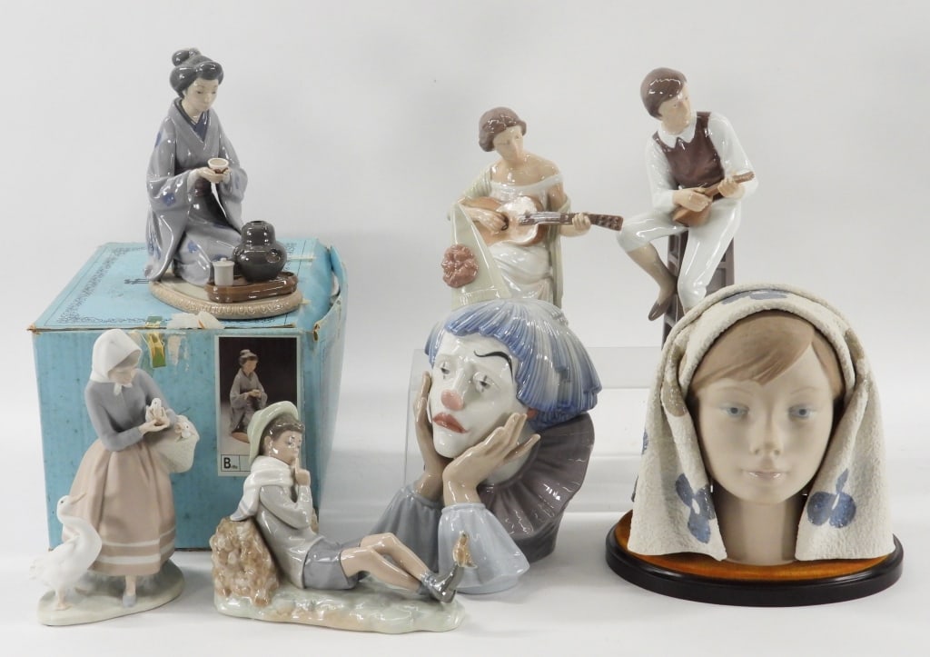 7PC Lladro Porcelain Sculptures (1 of 14)