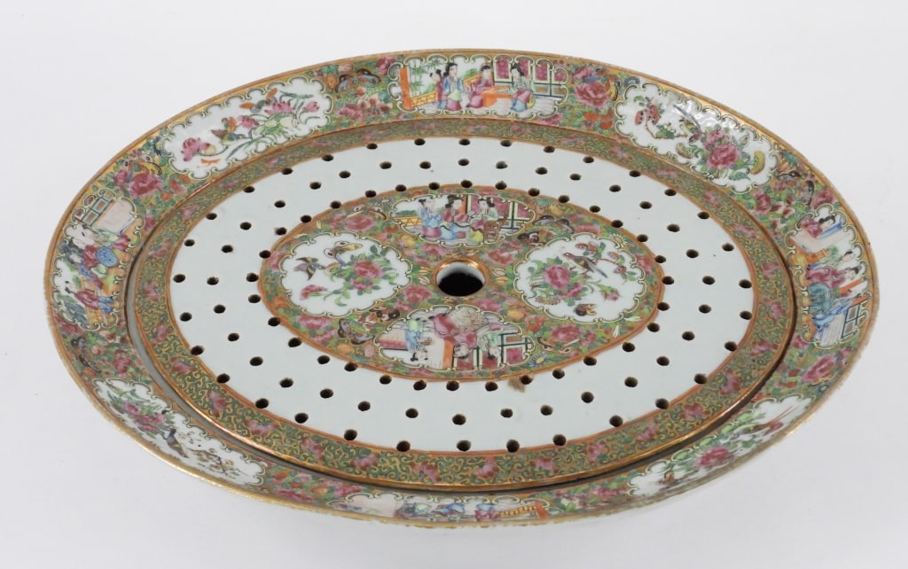 Chinese Rose Medallion Porcelain Meat Platter (1 of 11)