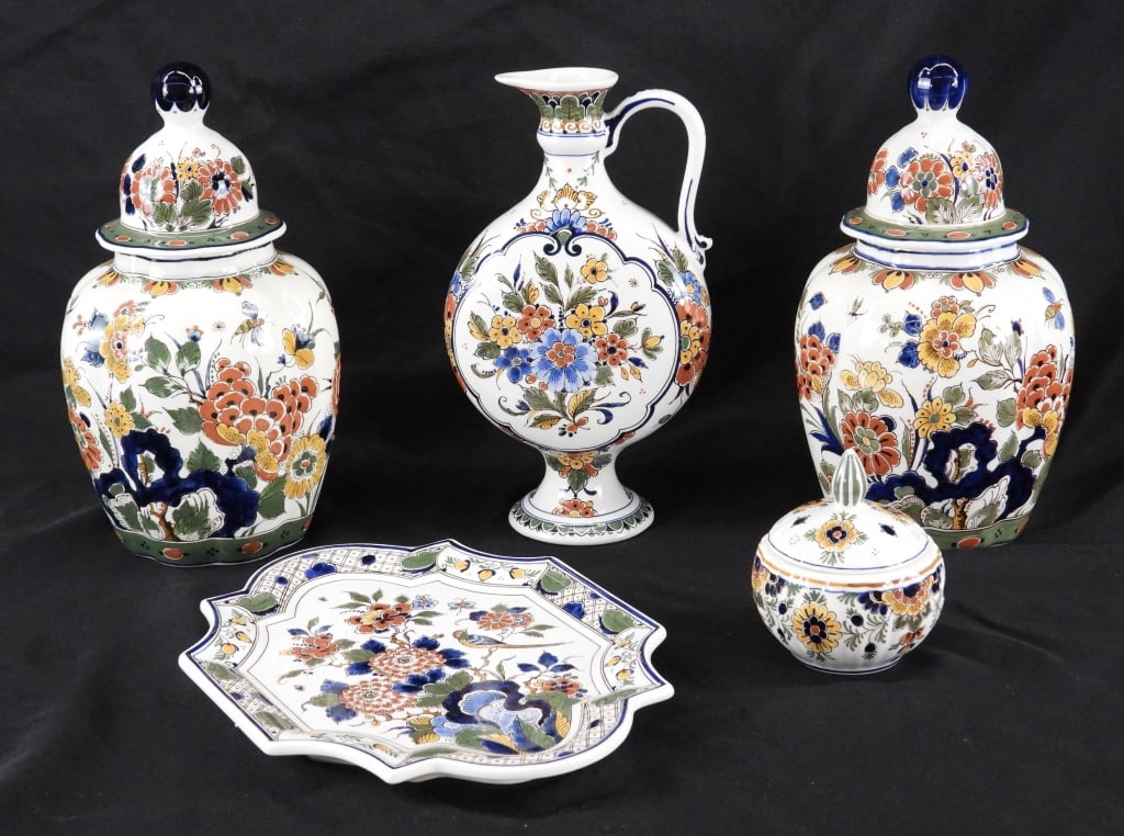 5PC Delft Asiatic Porcelain Group (1 of 7)