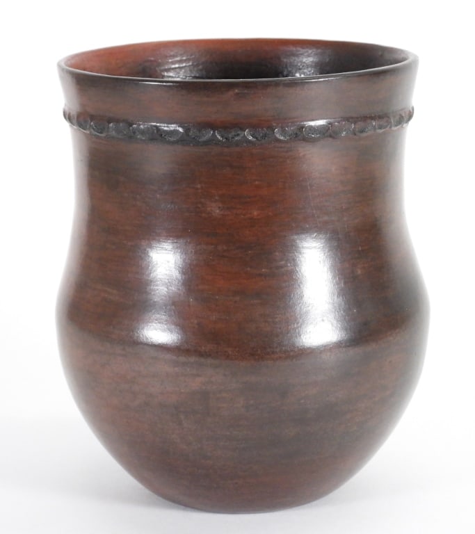 Sue A. Williams Native American Navajo Redware Pot (1 of 6)