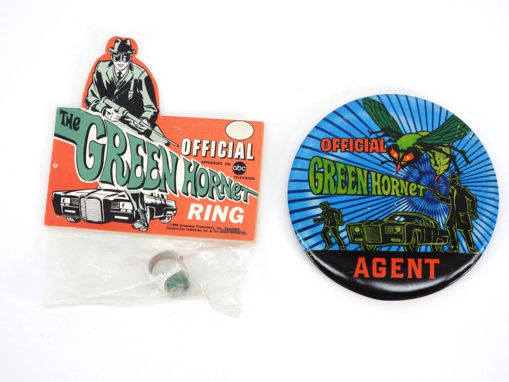 2PC 1966 Green Hornet Official Ring & Agent Pin (1 of 7)