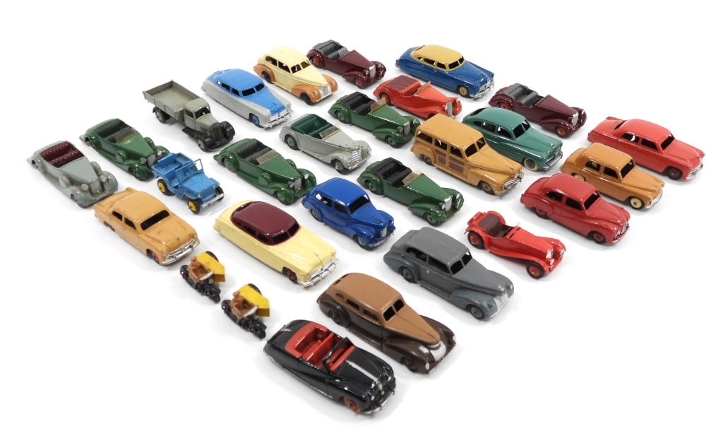 28PC Vintage Meccano Dinky Toys Diecast Car Group (1 of 13)