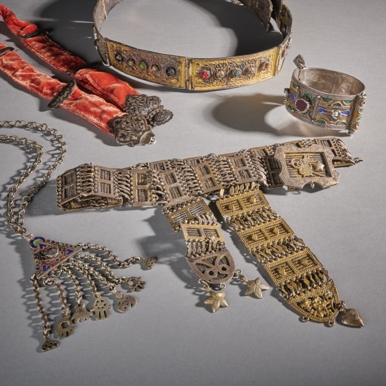 Lot Of Ethnic Jewelry (1 of 3)