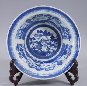 LG Chinese Qing Dynasty Canton Porcelain Basin 16"