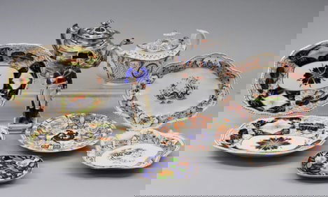 9PC European Porcelain Dishware & Sculpture