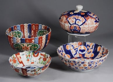 4PC Japanese Imari Porcelain Bowls & Tureen