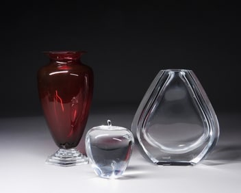 3PC Baccarat Steuben Art Glass Vases & Paperweight