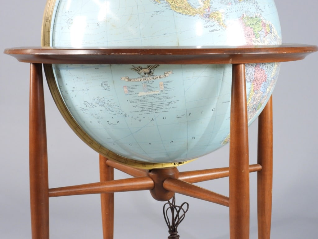 Replogle Illuminated Library Globe - 3