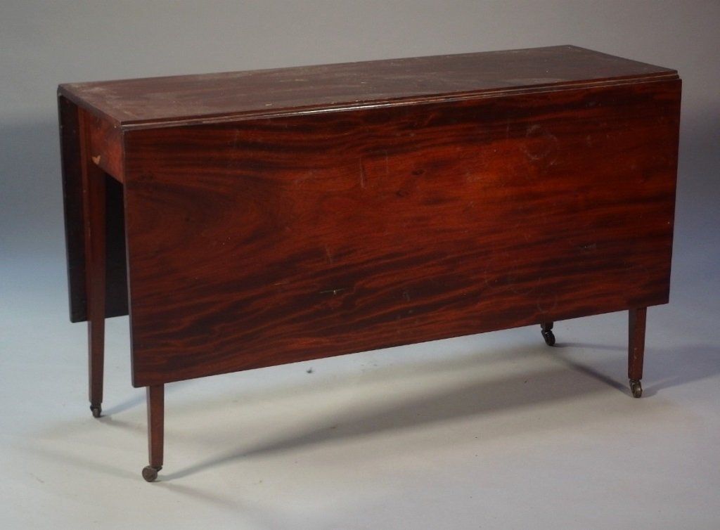American Sheraton Carved Mahogany Drop Leaf Table (1 of 8)