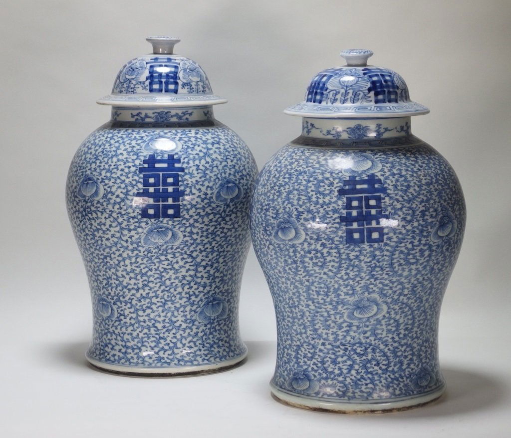 LG PR Chinese Blue & White Porcelain Covered Urns (1 of 10)