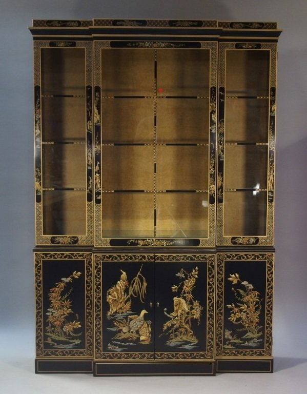 A Fine Black Lacquer Chinoiserie Cabinet (1 of 5)