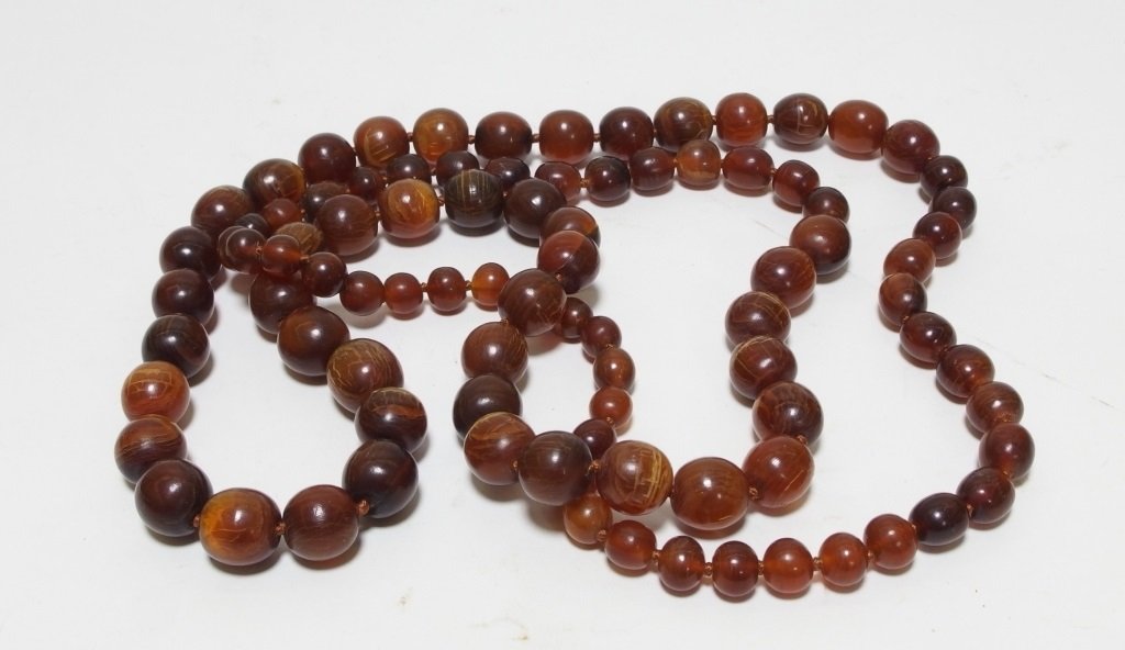Chinese Natural Amber Necklace 137 grams (1 of 4)