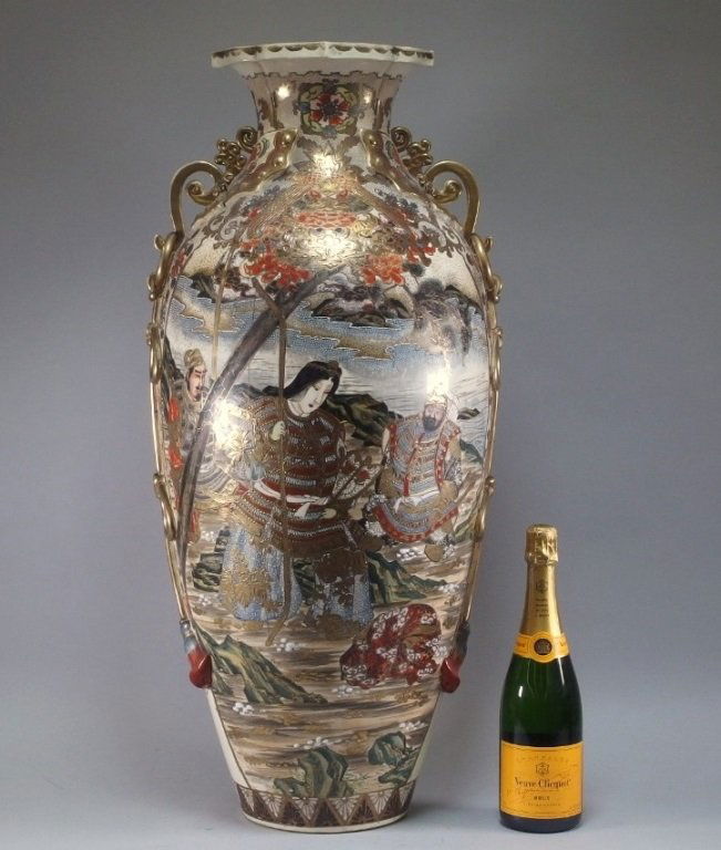 LG Japanese Meiji Satsuma Porcelain Vase (1 of 10)