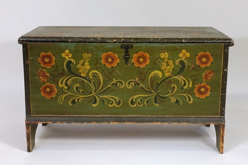 New England Six Board Pine Painted Blanket Chest (1 of 8)