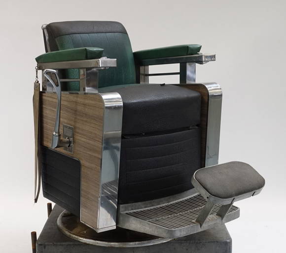 1964 Koken Triumph Mid Century Barbers Chair