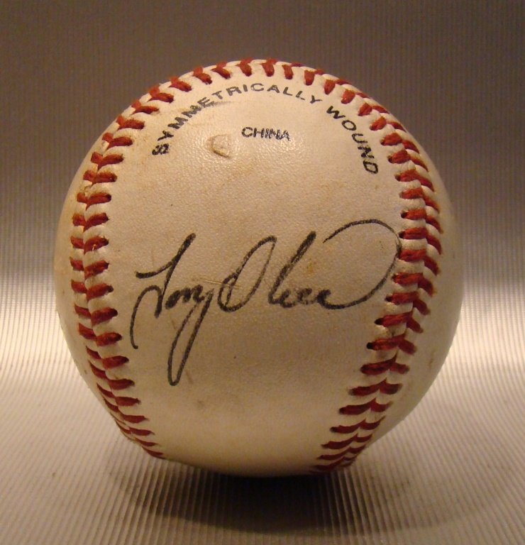 Tony Oliva Signed Baseball (1 of 2)