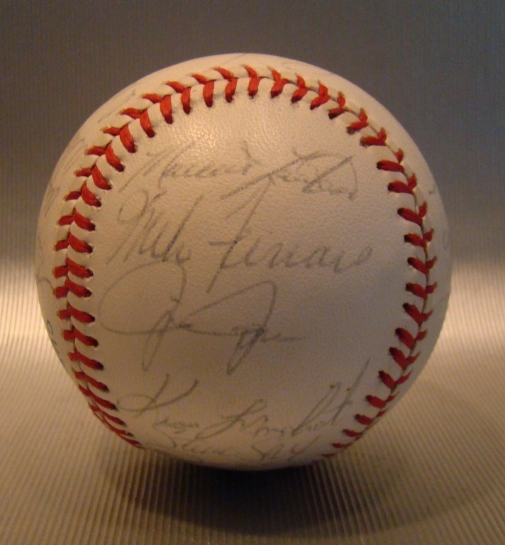 1989 New York Yankees Signed Baseball (1 of 9)