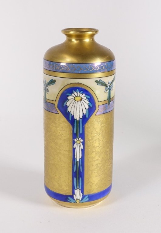 Pickard China Edgerton Gilt Vase (1 of 5)