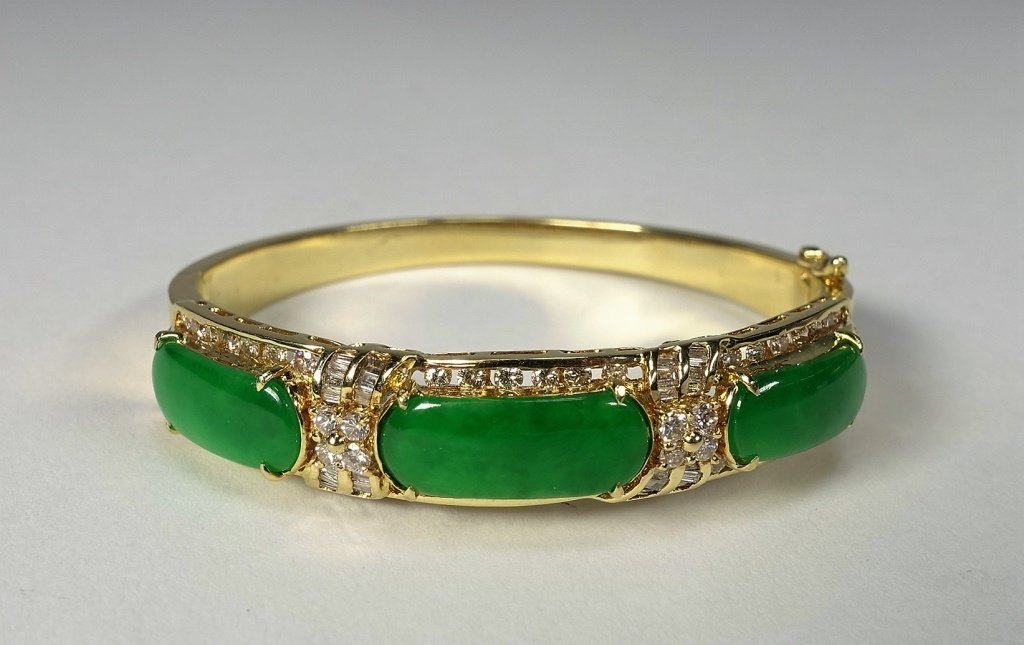 18KT Gold  Emerald Green Jadeite Diamond Bracelet (1 of 5)