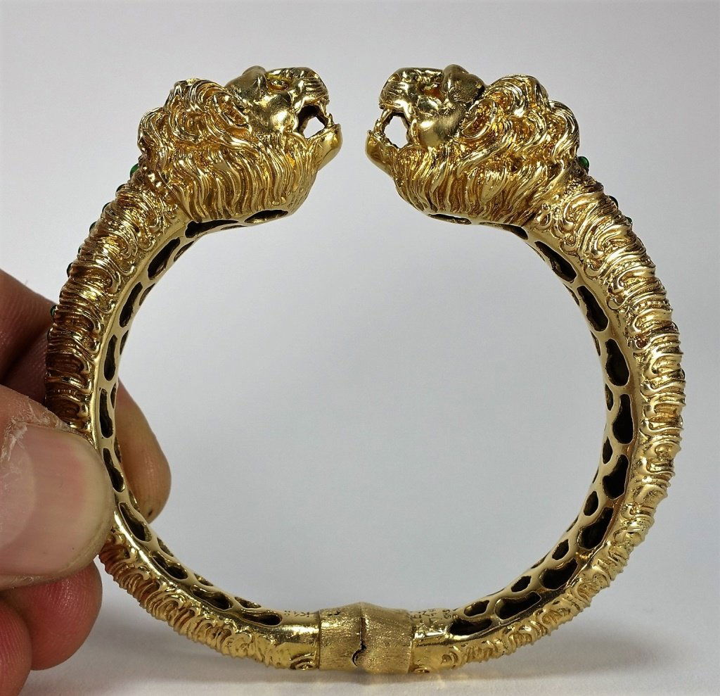 22k Gold Double Lion Head Bracelet | Raj Jewels