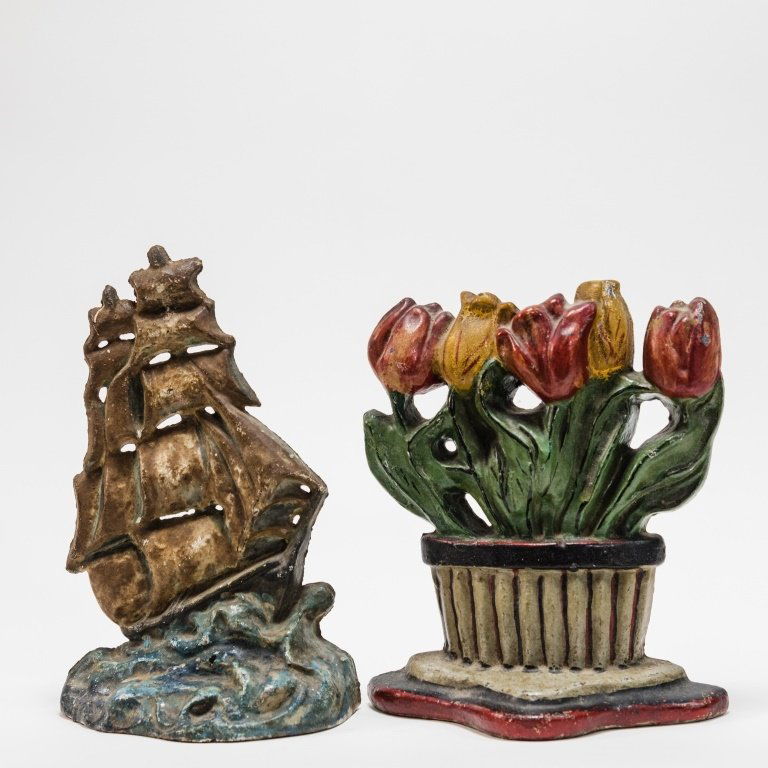 2 American Cast Iron Doorstops Sailing Ship Tulips (1 of 8)