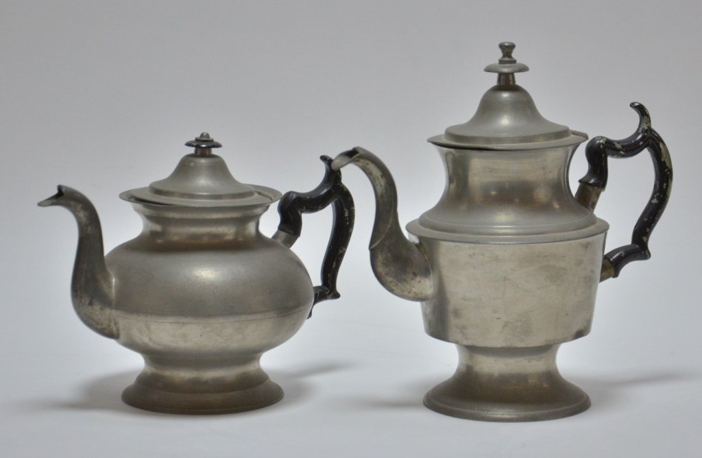 2 George Richardson Cranston RI Pewter Teapots (1 of 8)