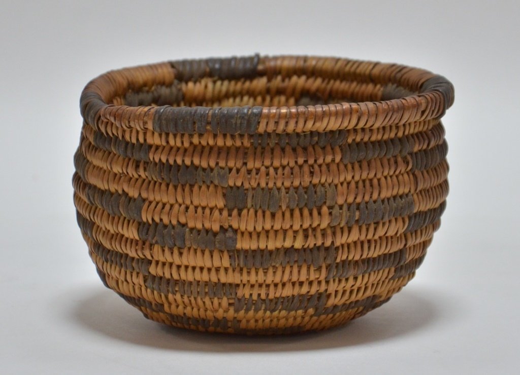Apache Southwestern Native American Coil Basket (1 of 3)