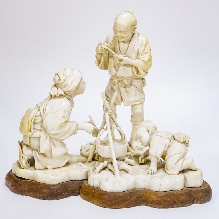 Japanese Signed Carved Ivory Figural Sculpture (1 of 10)