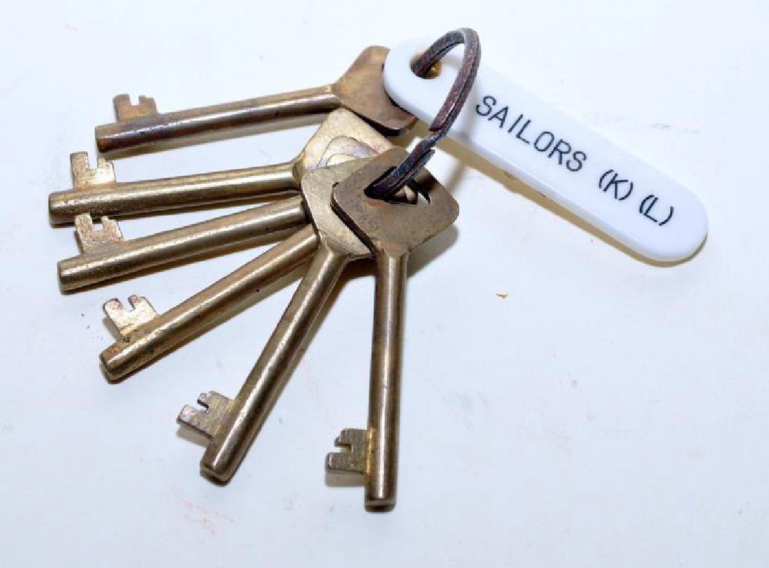 Vintage nautical keys sailors brass (1 of 3)