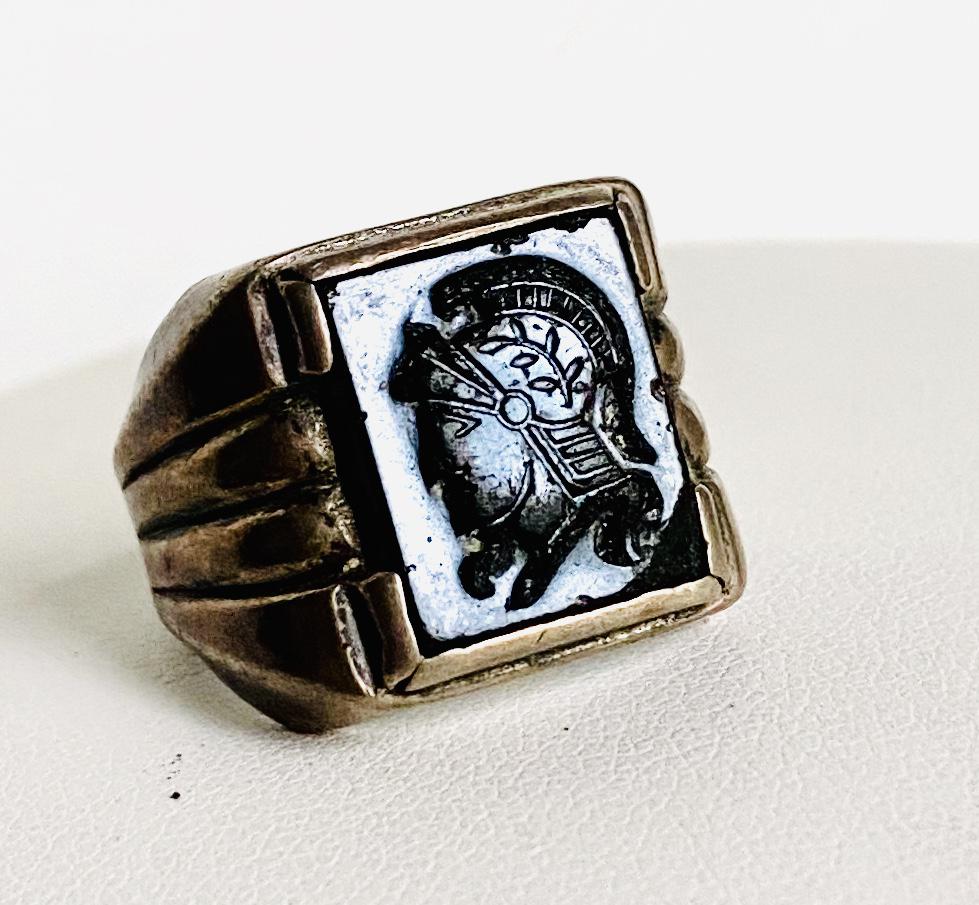 Vintage sterling ring intaglio: Vintage sterling intaglio ring about size 6